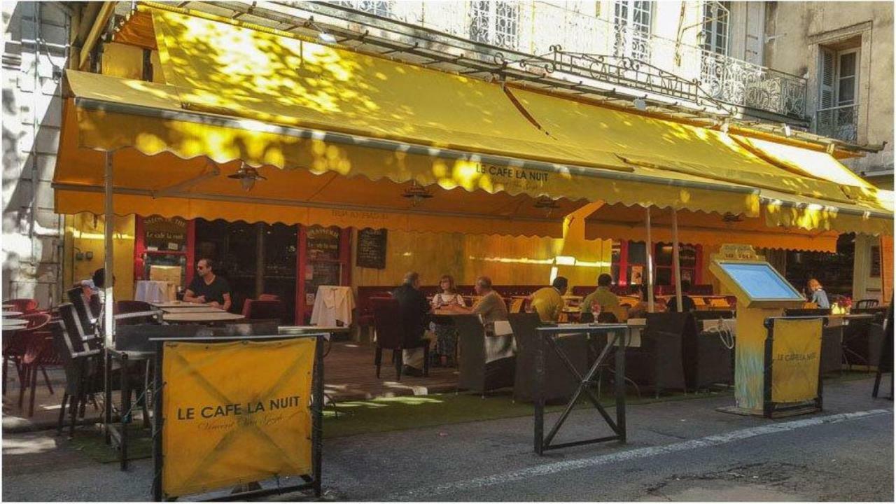 Studio avec balcon donnant sur les Arènes d’Arles Esterno foto